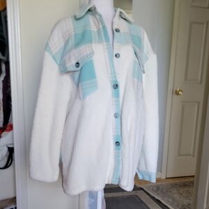 Utcoco White Teddy Shacket with Light Blue Plaid Accents